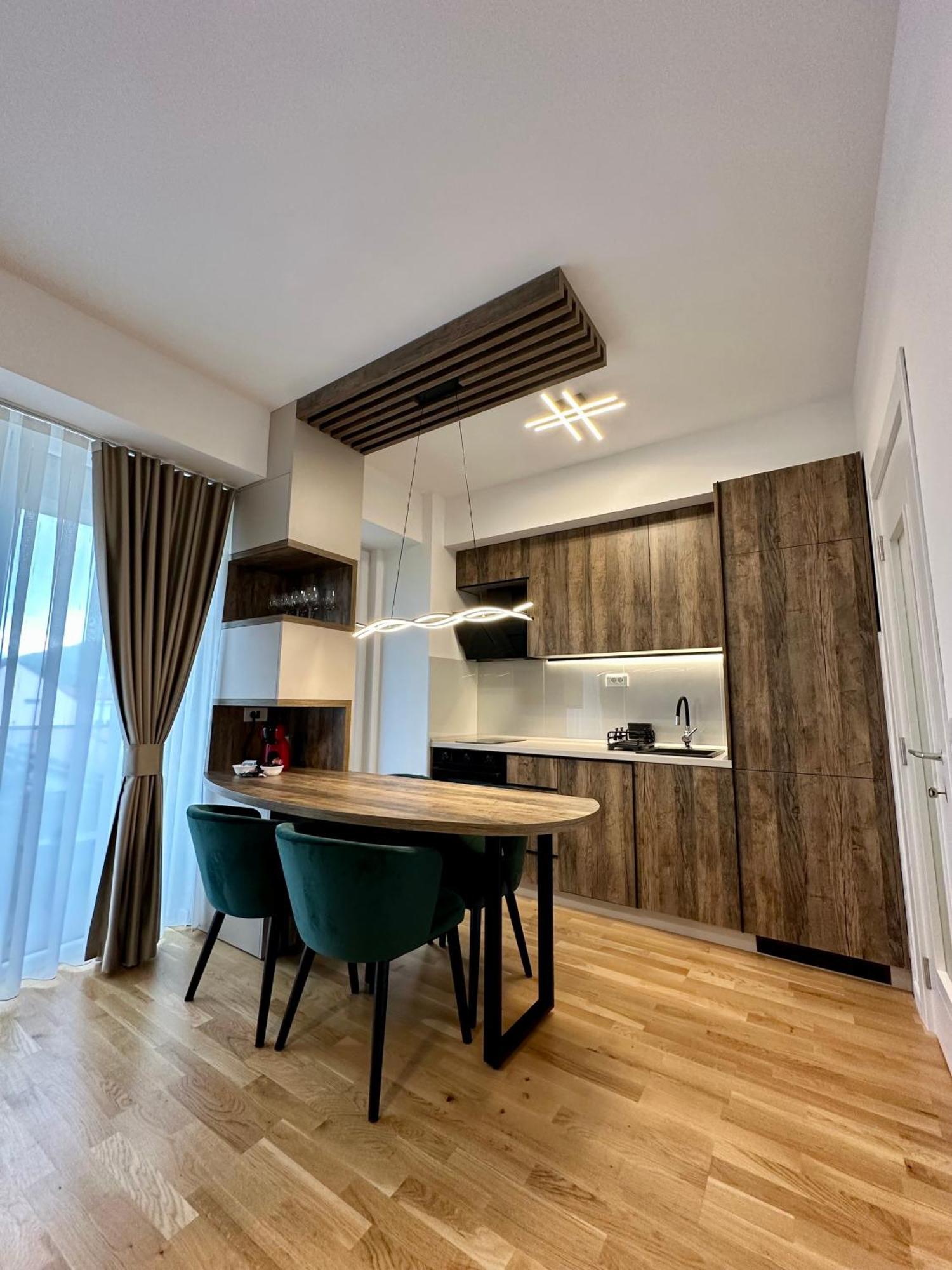 Downtown Riverside Apartments Skopje Exterior photo