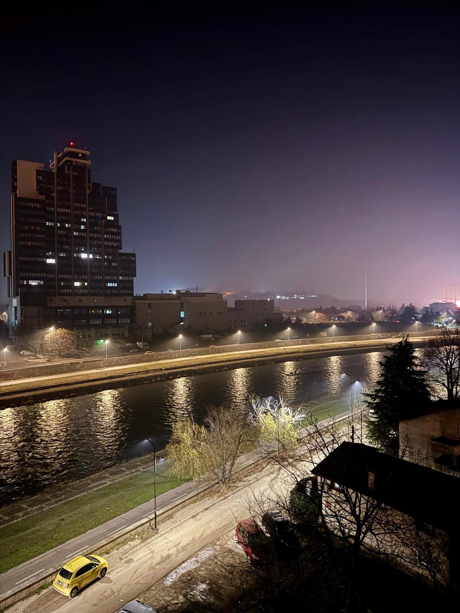Downtown Riverside Apartments Skopje Exterior photo